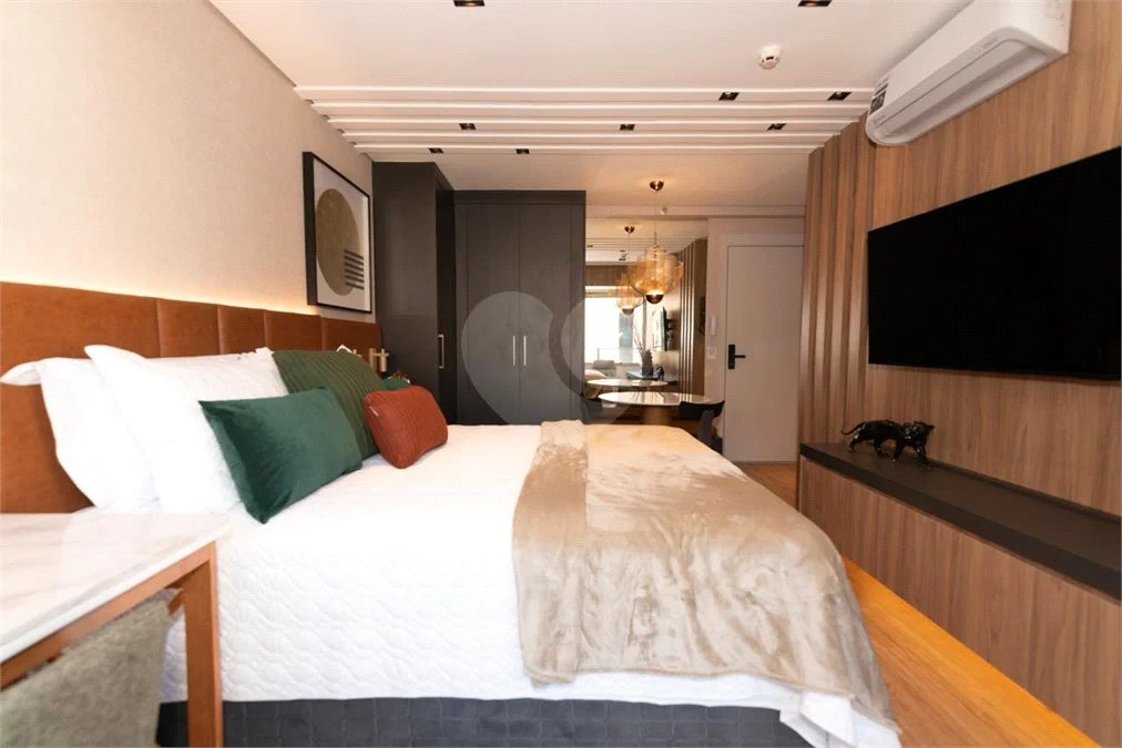 Studio Mobiliado em Moema | 29m² Pronto para Morar ou Investir