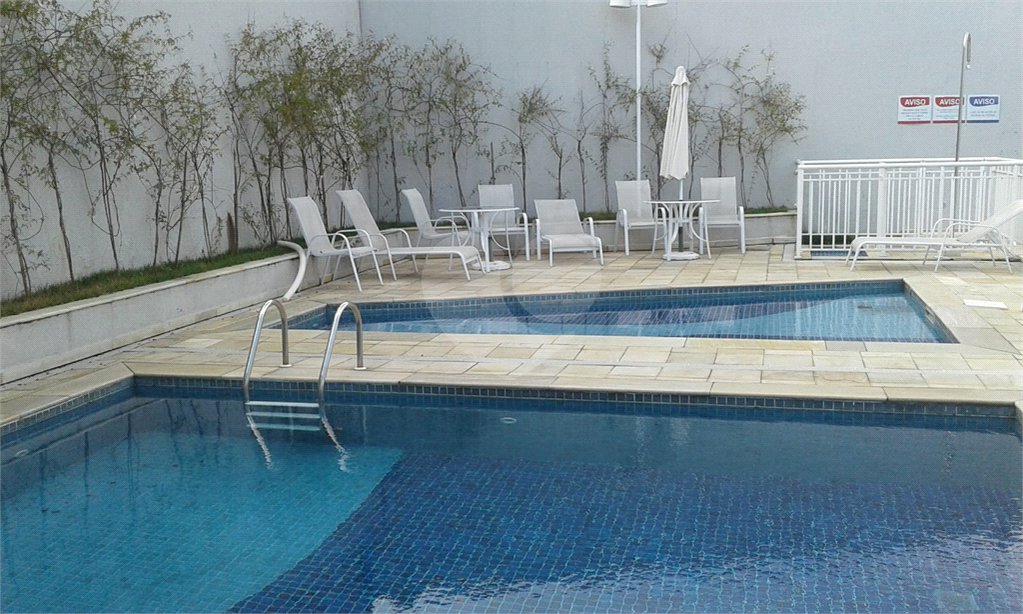 Casa à venda com 3 quartos, sendo 1 suíte,  no condomínio Liberty, Mogi das Cruzes - SP
