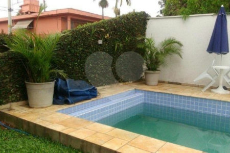Sobrado à venda com 5 quartos, sendo 2 suítes,  em Instituto de Previdência, São Paulo, SP
