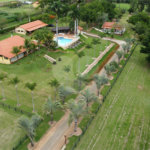 Casa à venda com 8 quartos, sendo 4 suítes, no condomínio Santa Filomena, Salto - SP