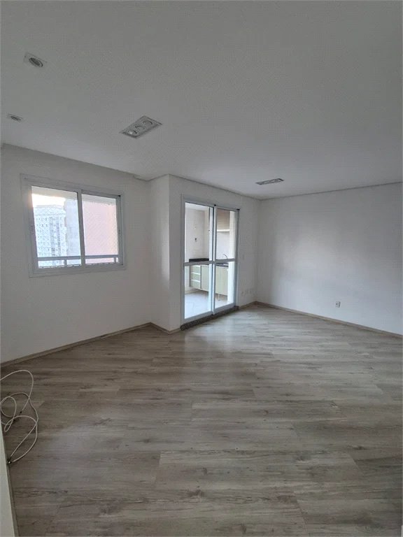 Apartamento à venda com 2 quartos, sendo 1 suíte,  em Vila Andrade, São Paulo, SP