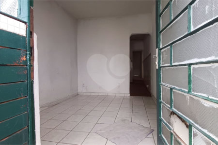 Casa à venda com 2 quartos em Vila Leão, Sorocaba, SP