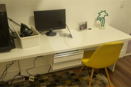 Apartamento à venda com 3 quartos, sendo 1 suíte, em Baeta Neves, São Bernardo do Campo, SP
