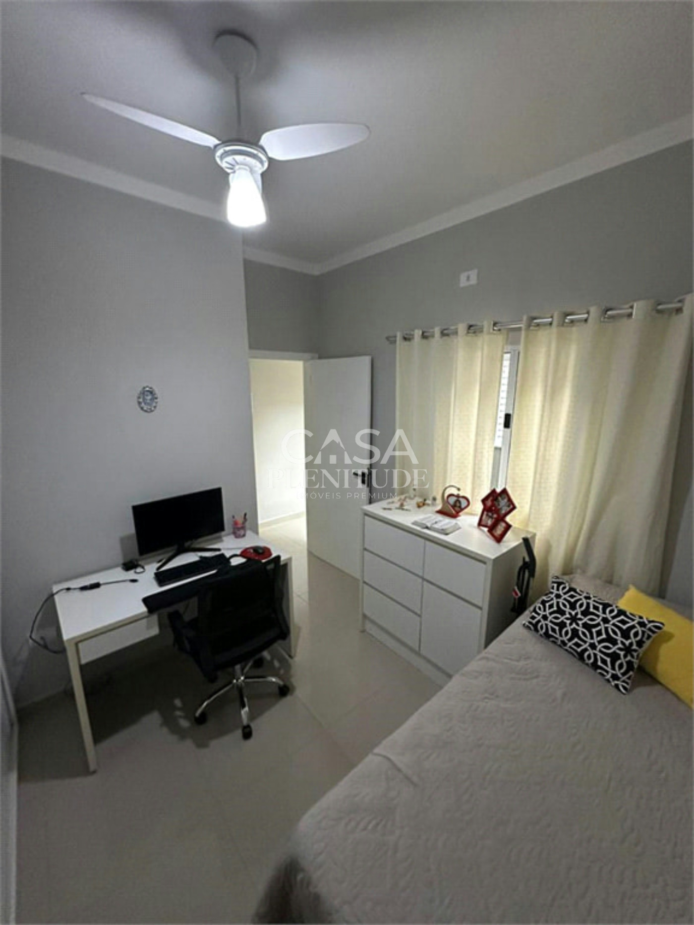 Casa em condomínio à venda com 3 quartos, sendo 1 suíte, em Loteamento Dinorá Rosa, Sorocaba, SP