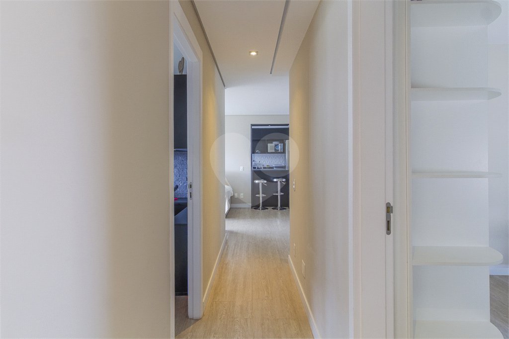 Apartamento à venda com 3 quartos, sendo 1 suíte,  em Jardim Vazani, São Paulo, SP