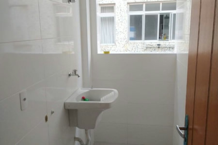 Casa com 2 dormitórios à venda, 75 m² por R$ 700.000,00 - Marapé - Santos/SP