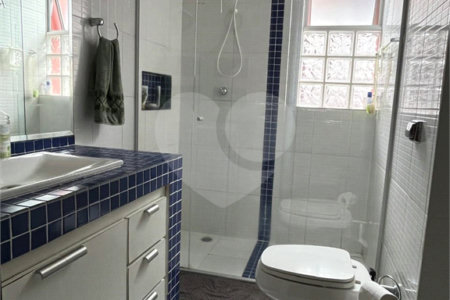 Sobrado à venda com 3 quartos, sendo 1 suíte, em Brás, São Paulo, SP