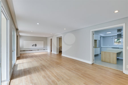Apartamento à venda com 4 quartos, sendo 3 suítes, em Granja Julieta, São Paulo, SP