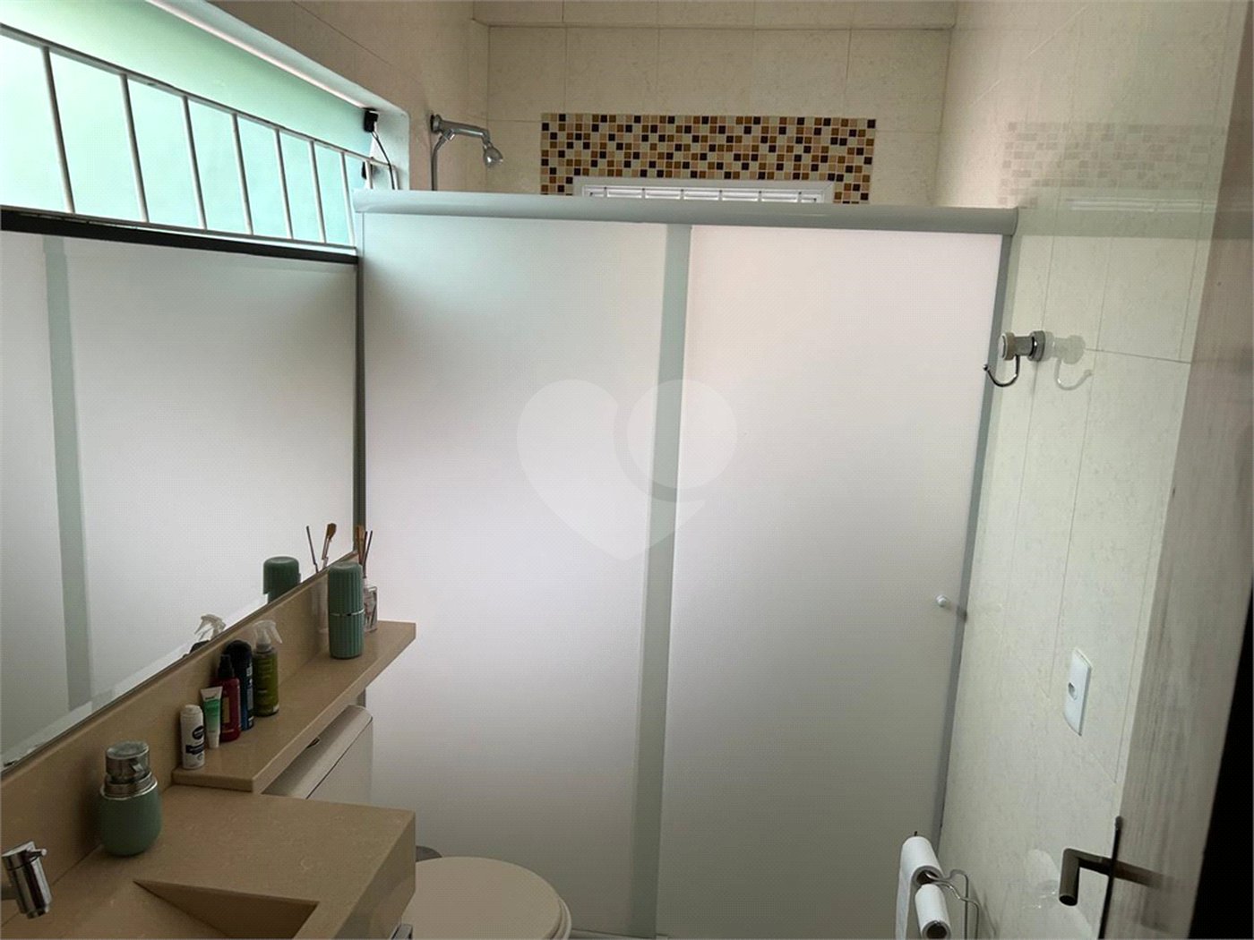 Casa à venda com 2 suítes no condomínio Residencial, Mogi das Cruzes - SP