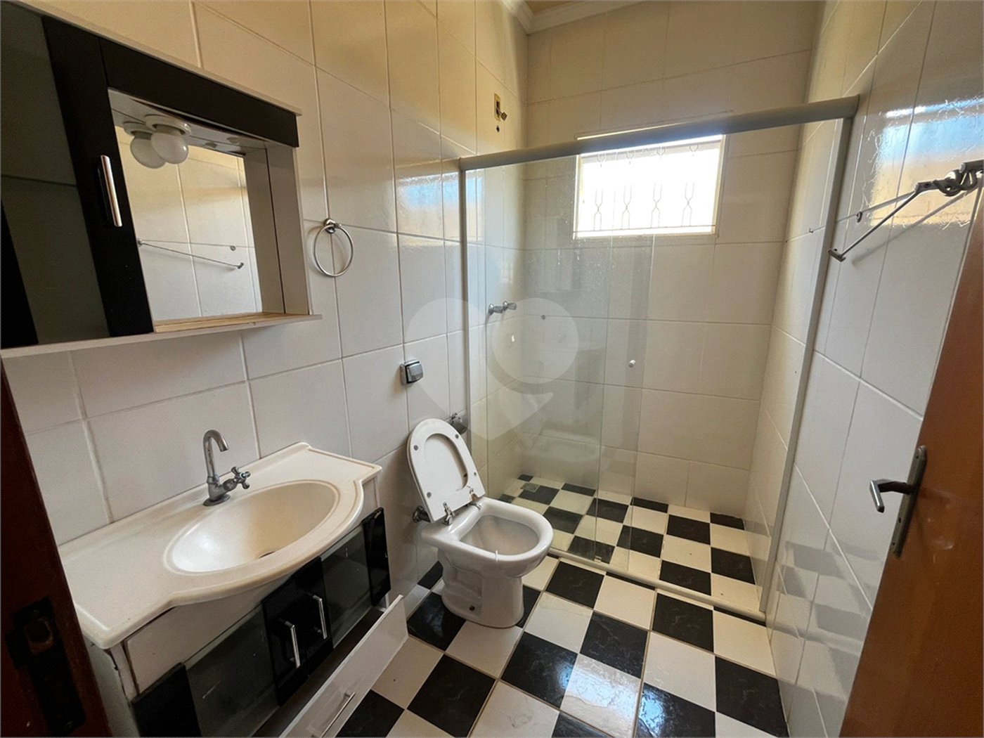 Casa à venda com 3 quartos, sendo 1 suíte, em Jardim Fogaça, Itapetininga, SP