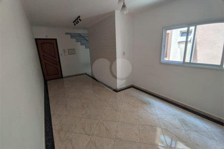 Cobertura à venda com 2 quartos, sendo 1 suíte,  em Vila Scarpelli, Santo André, SP