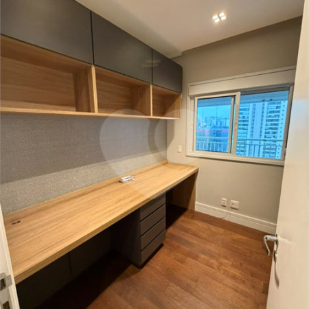 Apartamento à venda com 3 quartos, sendo 1 suíte, no Centro, São Bernardo do Campo, SP
