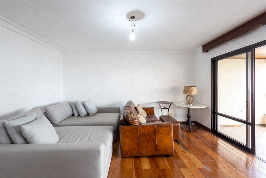 Apartamento à venda com 4 quartos, sendo 3 suítes,  em Jardim Monte Kemel, São Paulo, SP