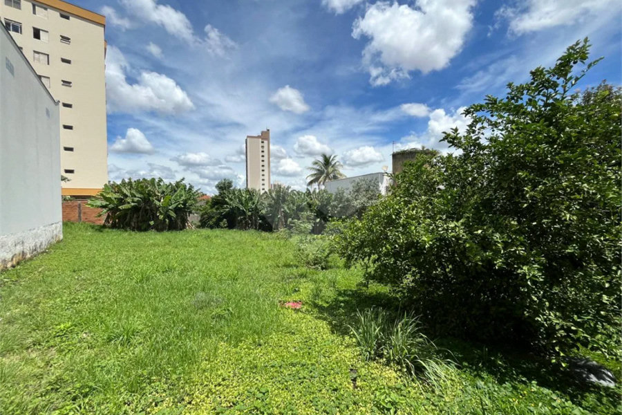 Terreno com vocação variada na Vila Monteiro em Piracicaba