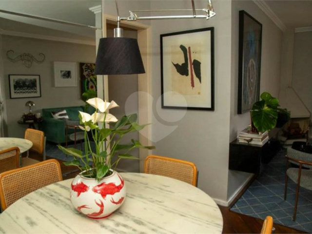 Apartamento à venda com 3 quartos, sendo 1 suíte,  em Brooklin, São Paulo, SP