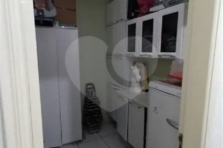 Sobrado à venda com 4 quartos, sendo 1 suíte, em Vila Prel, São Paulo, SP