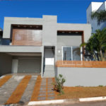 Casa à venda ou para alugar com 3 suítes em Pinheirinho, Vinhedo, SP