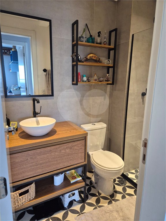 Apartamento à venda com 2 quartos, sendo 1 suíte,  em Quarta Parada, São Paulo, SP