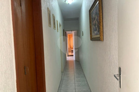Casa Térrea à venda com 3 quartos, sendo 1 suíte, em Vila Romana, São Paulo, SP