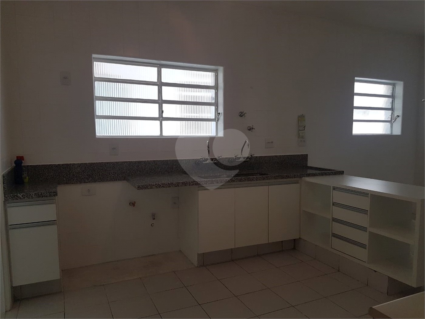 Apartamento à venda com 3 quartos, sendo 1 suíte, em Jardim Paulista, São Paulo, SP