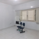 Casa à venda ou para alugar com 15 quartos, sendo 5 suítes,  no Centro, Atibaia, SP