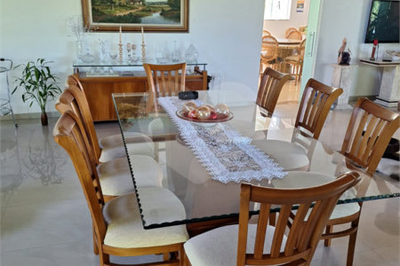 Casa à venda com 4 suítes no condomínio Bougainville, Peruíbe - SP