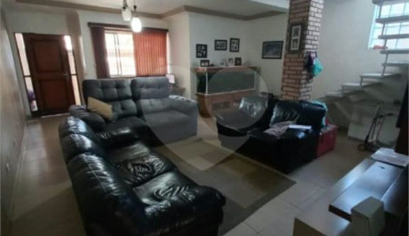 Sobrado à venda com 3 quartos, sendo 2 suítes,  em Tremembé, São Paulo, SP