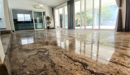 Casa Térrea à venda com 3 suítes em Anchieta, São Bernardo do Campo, SP