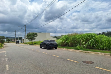 Terreno à venda com 1 suíte em Pinheirinho, Vinhedo, SP