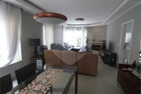 Casa à venda com 4 suítes no condomínio Real Park - Vila Oliveira, Mogi das Cruzes - SP