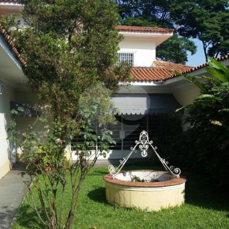 Casa à venda com 3 quartos, sendo 1 suíte, em Butantã, São Paulo, SP