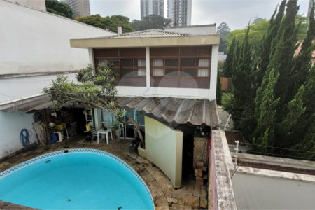 Casa à venda ou para alugar com 3 quartos, sendo 2 suítes, em Alto da Boa Vista, São Paulo, SP