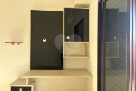 Apartamento à venda com 3 suítes em Vila Galvão, Guarulhos, SP