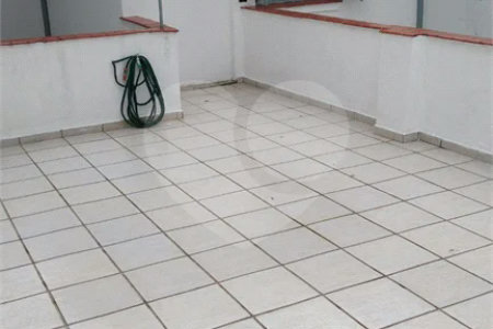 Sobrado a Venda na Mooca, com 248 m²