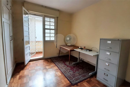 Sobrado à venda ou para alugar com 3 quartos, sendo 2 suítes, em Brooklin, São Paulo, SP