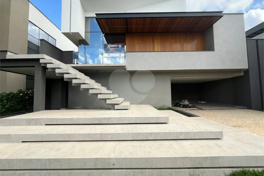 Casa Assobradada com 3 Suítes no Morada do Engenho em Piracicaba