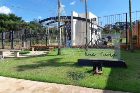 Casa Térrea no Condomínio Residencial Valencia Ilha Turia.