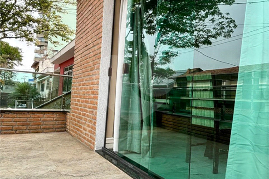 Sobrado à venda com 3 quartos, sendo 1 suíte, em Vila Albertina, São Paulo, SP