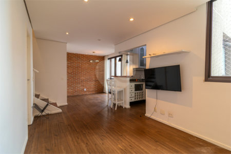 Apartamento à venda com 2 suítes em Moema, São Paulo, SP
