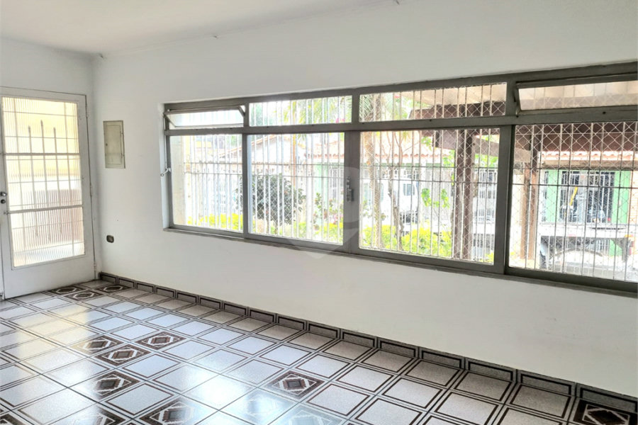 Casa à venda com 3 quartos, sendo 1 suíte, em Santana, São Paulo, SP