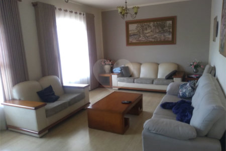 Casa à venda com 4 suítes em Jardim Itália, Itapetininga, SP