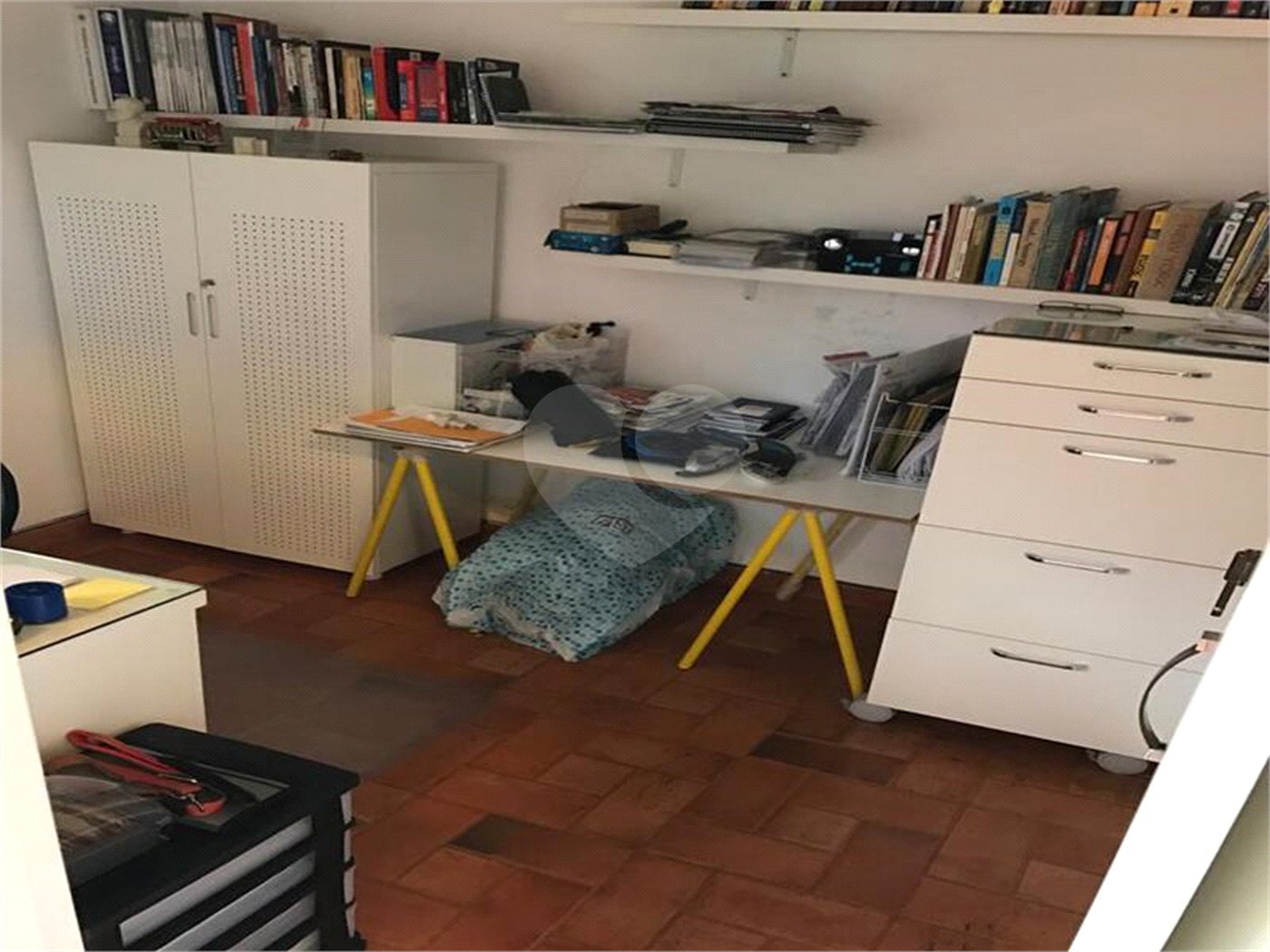 Casa de Vila à venda com 3 quartos, sendo 1 suíte,  em Cidade São Francisco, São Paulo, SP
