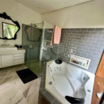 Casa à venda com 4 suítes no condomínio Gleba II, Mairiporã - SP