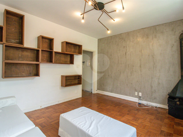 Sobrado à venda com 2 quartos, sendo 1 suíte,  em Jardim Petrópolis, São Paulo, SP