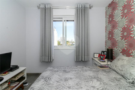 Apartamento à venda com 2 quartos em Moema, São Paulo, SP