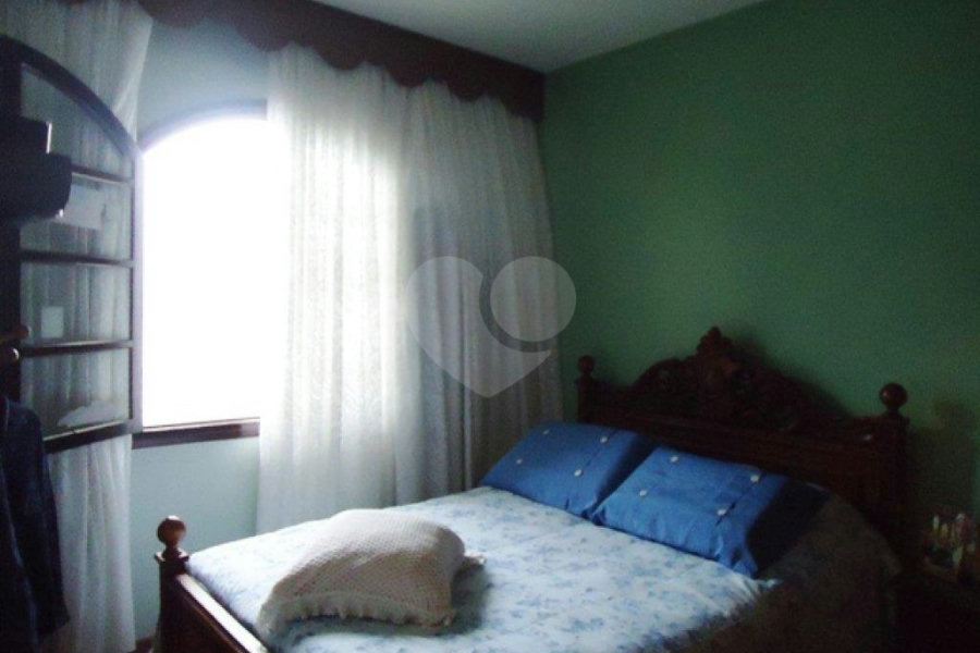 Sobrado à venda com 3 quartos, sendo 1 suíte, em Tremembé, São Paulo, SP