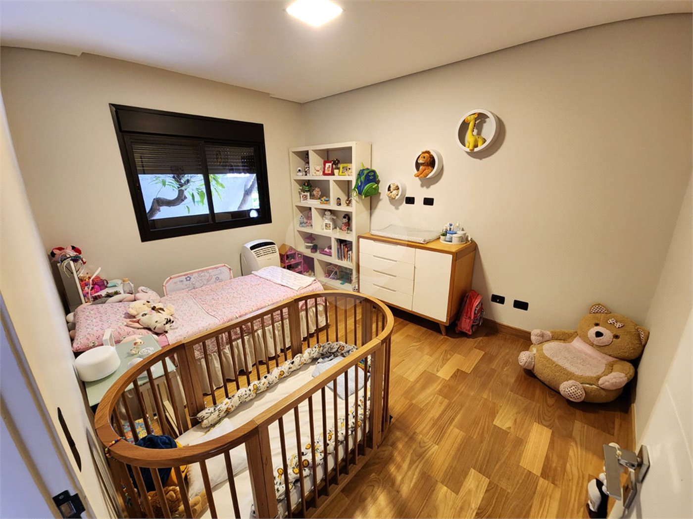 Casa à venda com 4 suítes em Jardim Prudência, São Paulo, SP