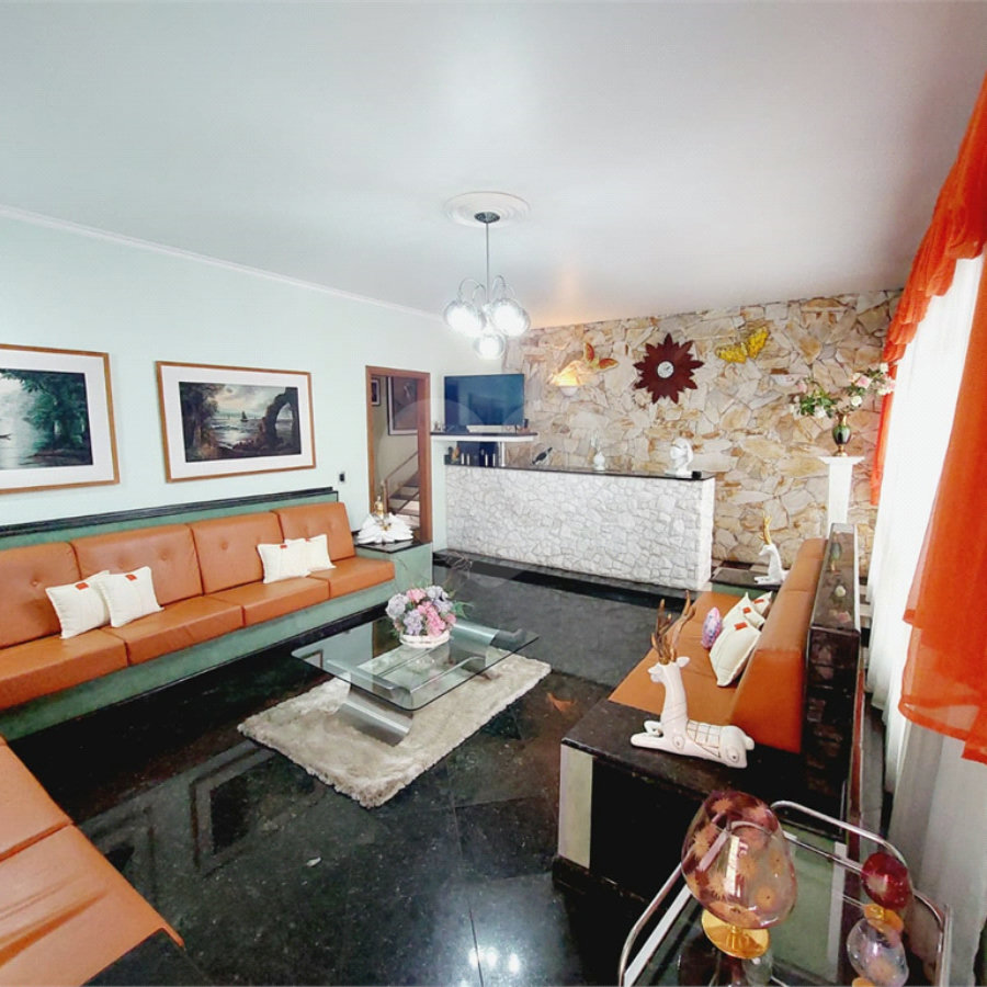 Casa à venda com 3 quartos, sendo 1 suíte, em Vila Bela Aliança, São Paulo, SP