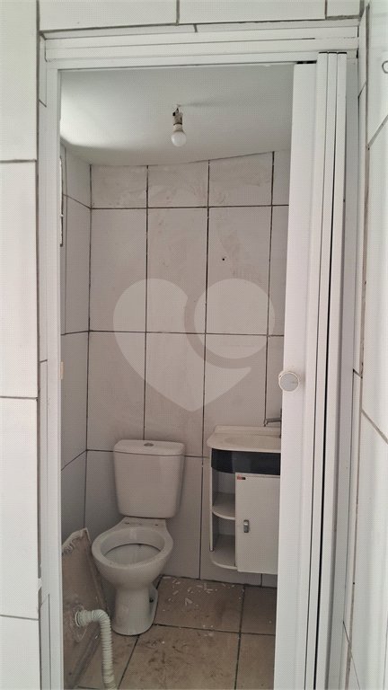 Sobrado à venda ou para alugar com 2 quartos em Vila Aimoré, São Paulo, SP