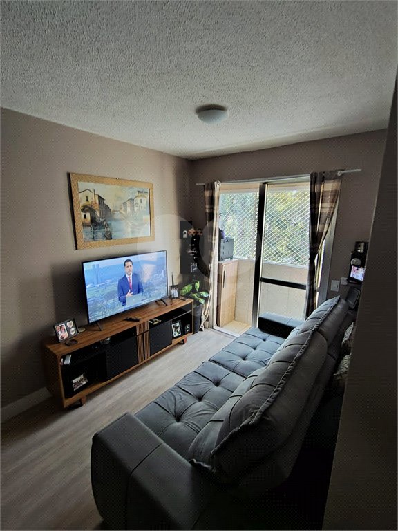 Apartamento à venda com 3 quartos em Jardim Santa Emília, São Paulo, SP